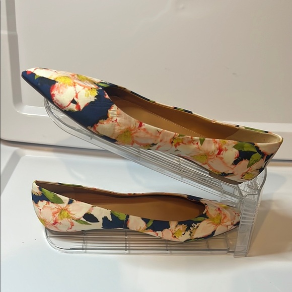 J. Crew Blue and White Floral Flats size 8 - Picture 3 of 12